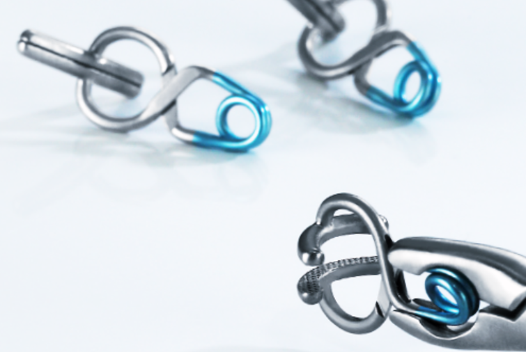 Fenestrated Mini Clips