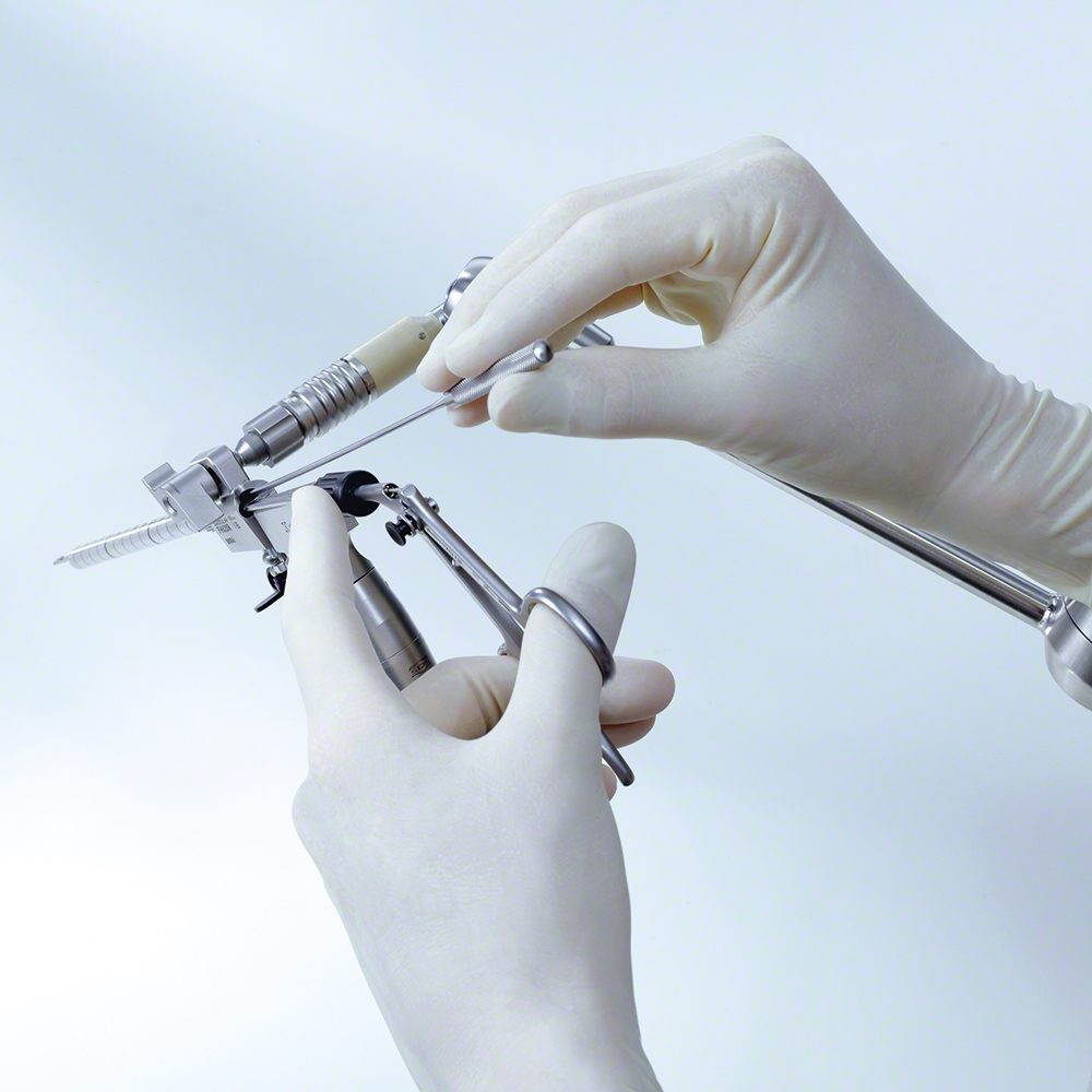 M-TRAC Mechanical Holding Arm